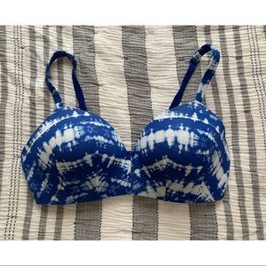 Cacique Lightly Lined T-shirt No Wire Bra 42DD